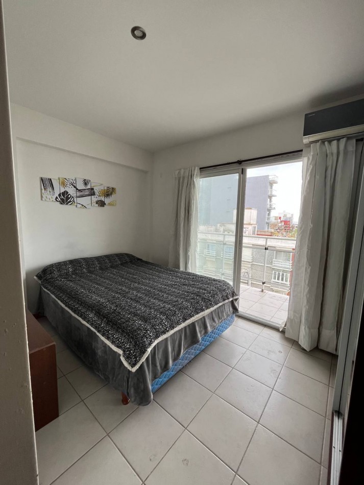 Departamento de 2 ambientes frente a la costa