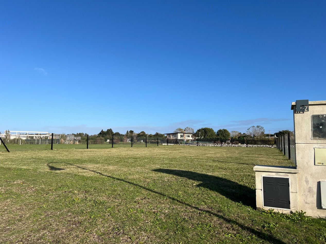 Terreno en Barrio Privado Developer Park