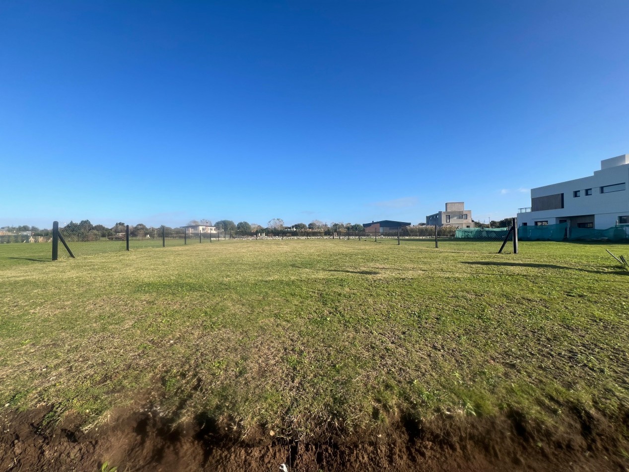 Terreno en Barrio Privado Developer Park