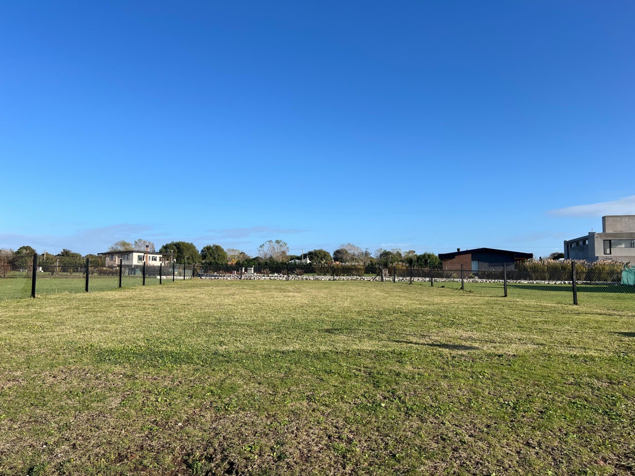 Terreno en Barrio Privado Developer Park