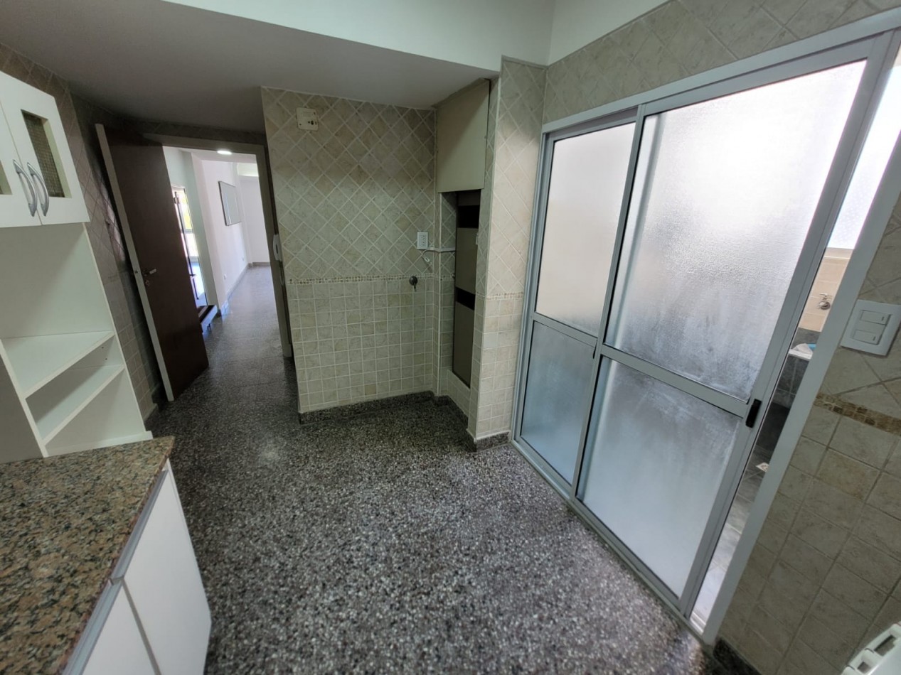 Venta departamento 3 ambientes, Mar del Plata 