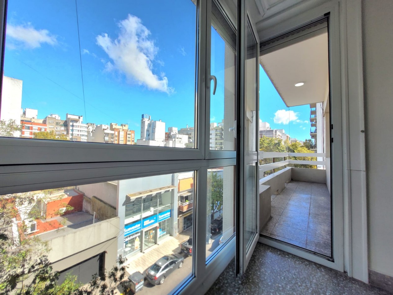 Venta departamento 3 ambientes, Mar del Plata 