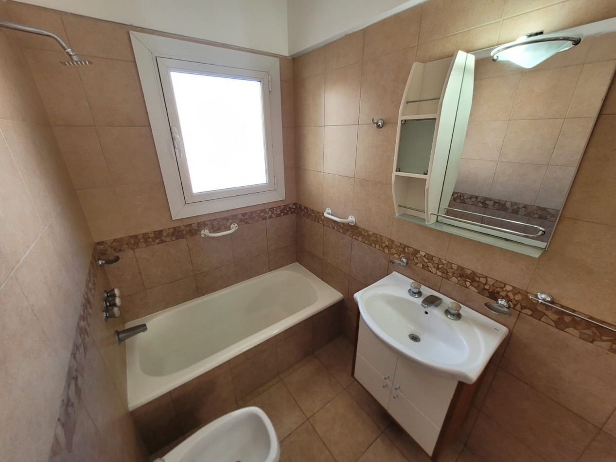 Venta departamento 3 ambientes, Mar del Plata 